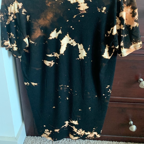 Bleach Dye Top - Picture 4 of 4